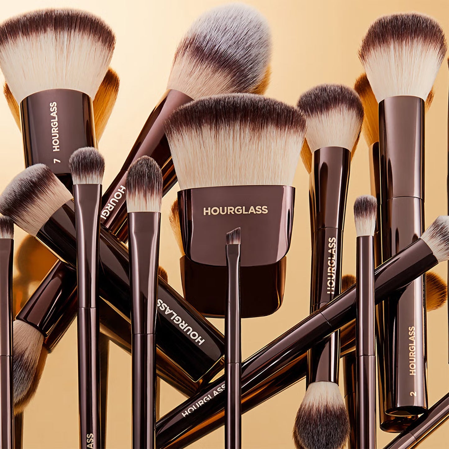 Hourglass 7 Parça Vegan Seyahat Fırça Seti