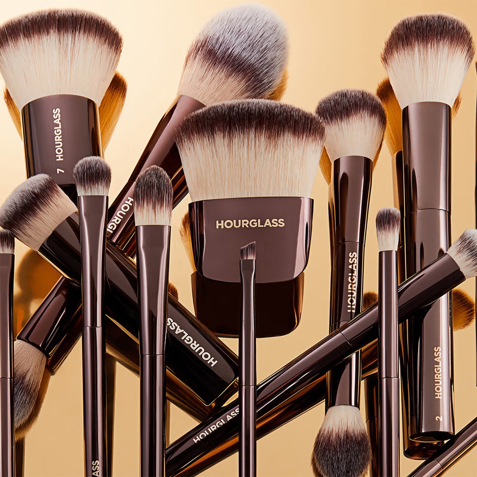 Hourglass 7 Parça Vegan Seyahat Fırça Seti