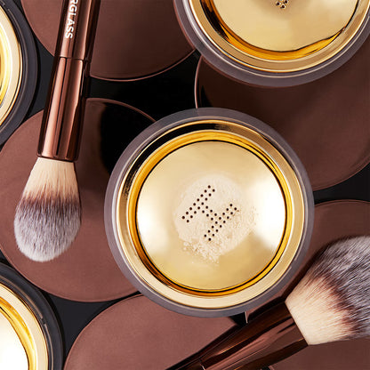 Hourglass Veil™ Çift Uçlu Pudra Fırçası