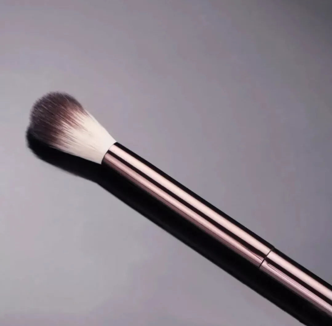 Hourglass Nº 14 Detay Ayar Fırçası